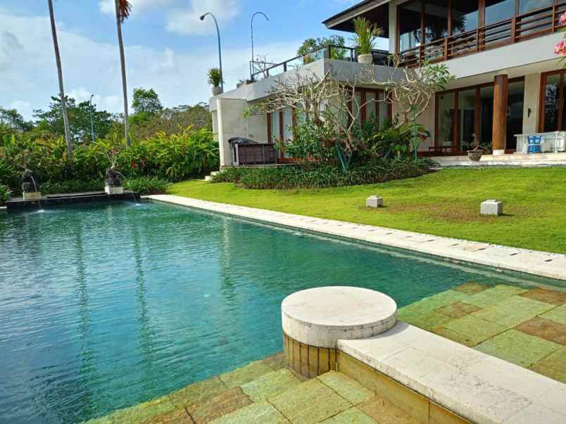 dijual villa view pantai jimbaran airport di bali