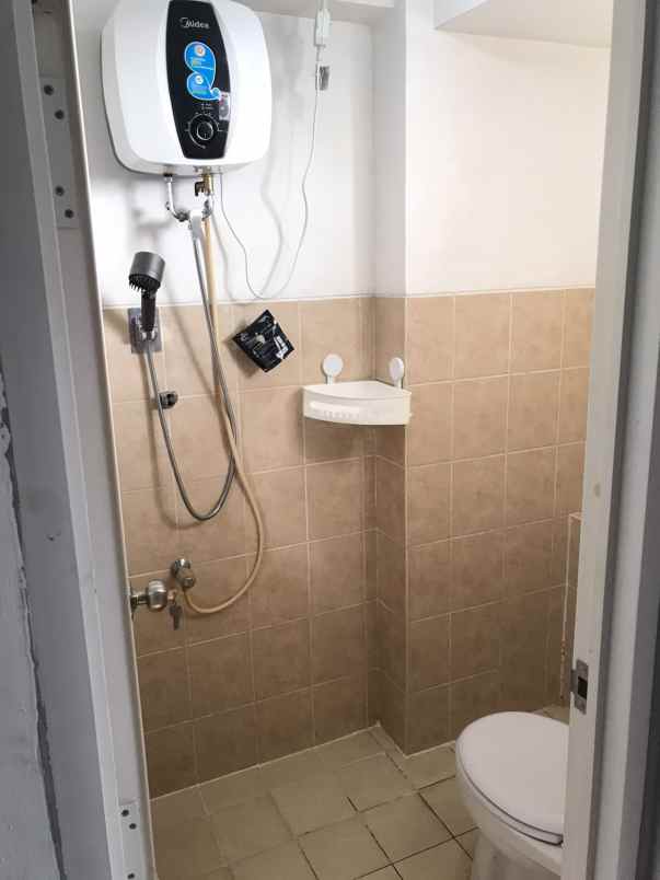 disewakan apartment greenbay tipe studio furnish
