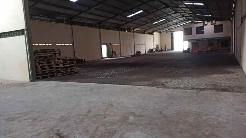 disewakan gudang di margomulyo surabaya