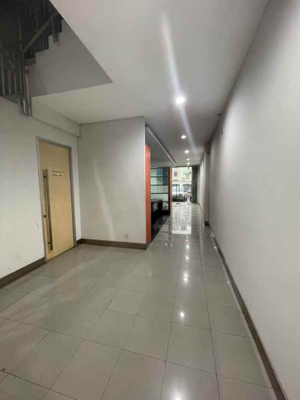 disewakan ruko gudang kantor jalan mampang prapatan