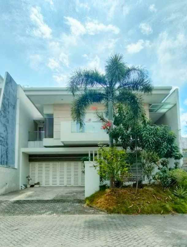 disewakan rumah bukit telaga golf