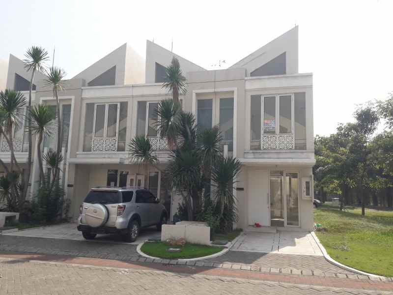 disewakan rumah grand pakuwon tandes surabaya