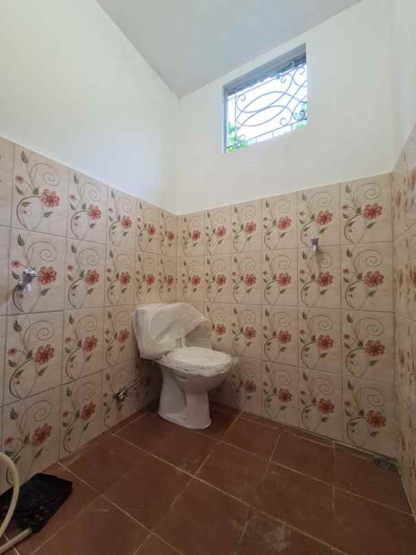 disewakan rumah jl utama ii no 956 rt 09