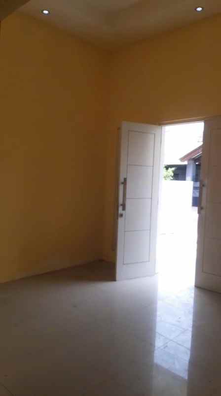 disewakan rumah rungkut asri