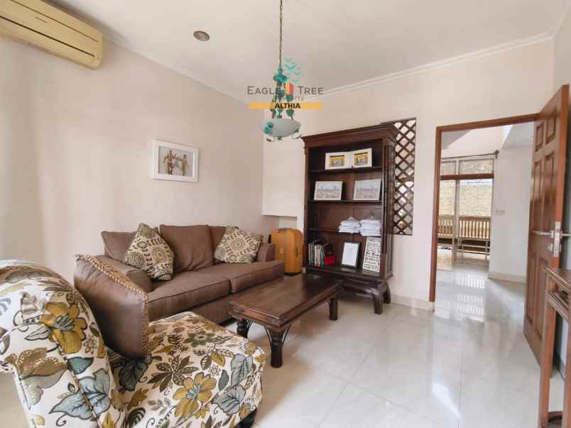 disewakan rumah sektor 9 bintaro