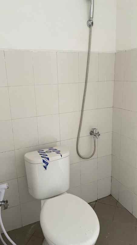 for sale house under 300 jt