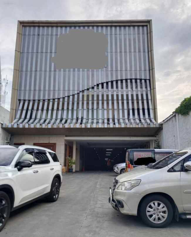 gedung di raya hr muhammad ex restoran nol jalan