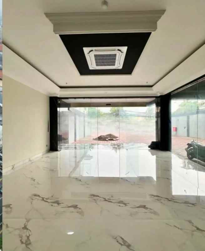 gedung perkantoran 6 lantai di menteng jakarta pusat