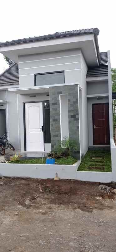 hunian minimalis goldenland residence pakisaji malang