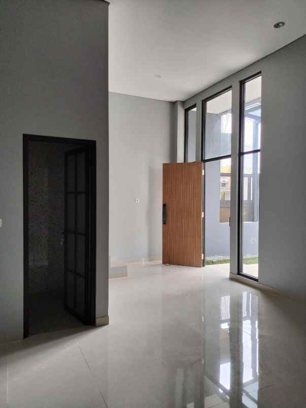 juak rumah 2 lantai siap huni di ciganitri bojongsoang