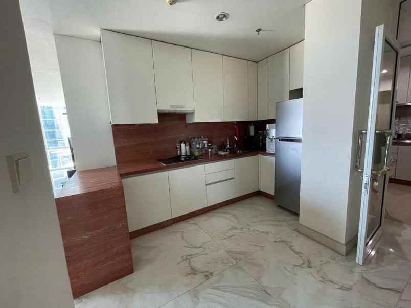 jual apartemen regatta private lift sea view 3br