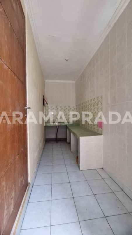 jual rumah 2 lantai 3 kamar tegal harum denpasar barat