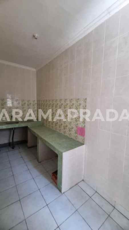 jual rumah 2 lantai 3 kamar tegal harum denpasar barat