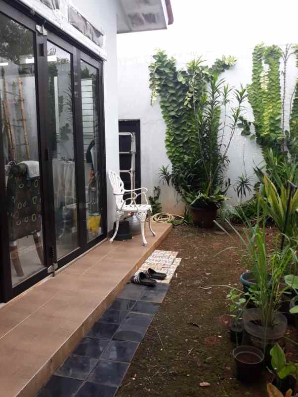 jual rumah di cluster puri aw smart asri