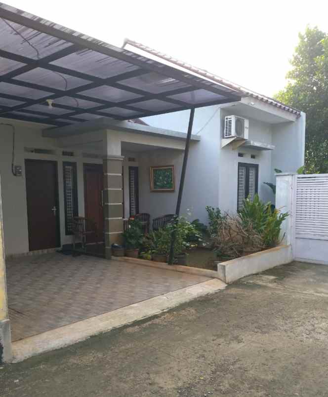 jual rumah di cluster puri aw smart asri