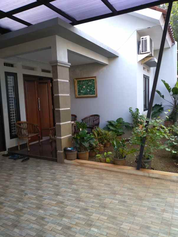 jual rumah di cluster puri aw smart asri