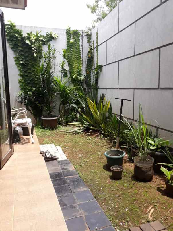 jual rumah di cluster puri aw smart asri