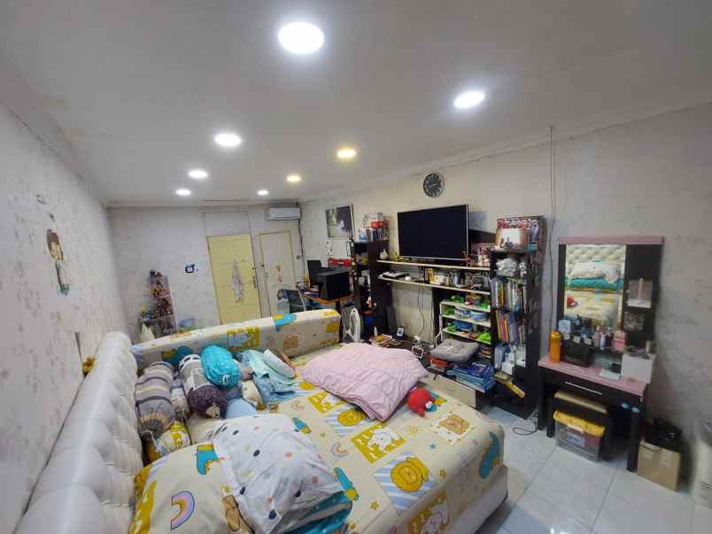 jual rumah taman palem lestari jak bar