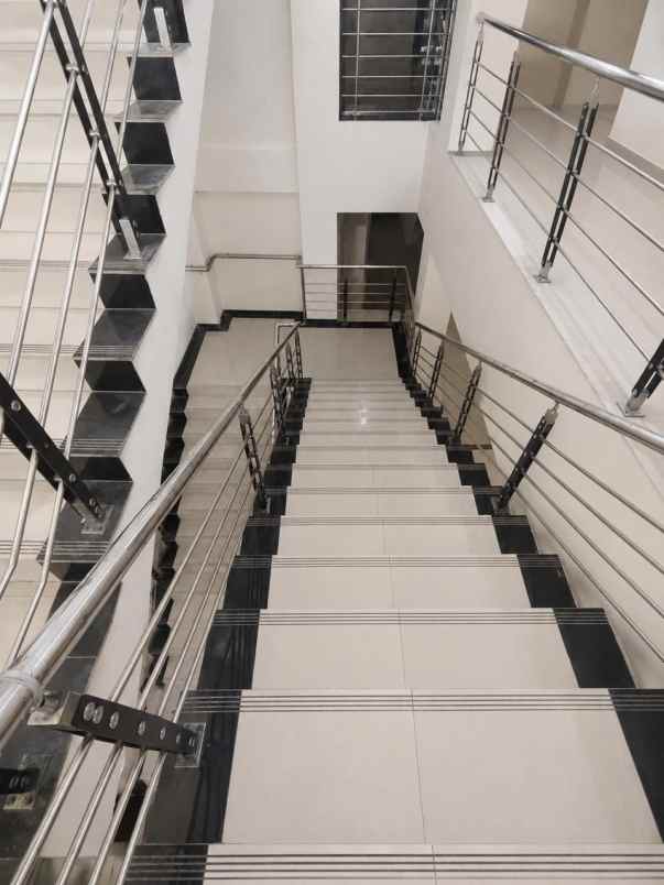 ruko 3 lantai gandeng di bekasi jaya bekasi timur