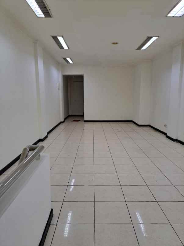 ruko 4 lantai area bisnis pondok indah