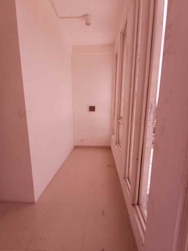 ruko bizhome pakuwon city