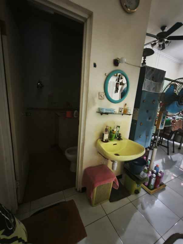 rumah 1m an 1 lantai plamongan indah semarang timur