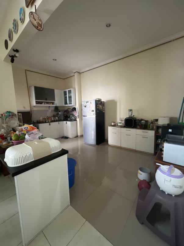 rumah 2 lantai di kemang pratama bekasi