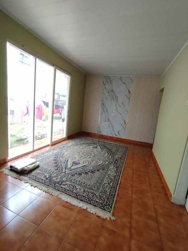 rumah 3 kt dan kios rangkapan jaya depok