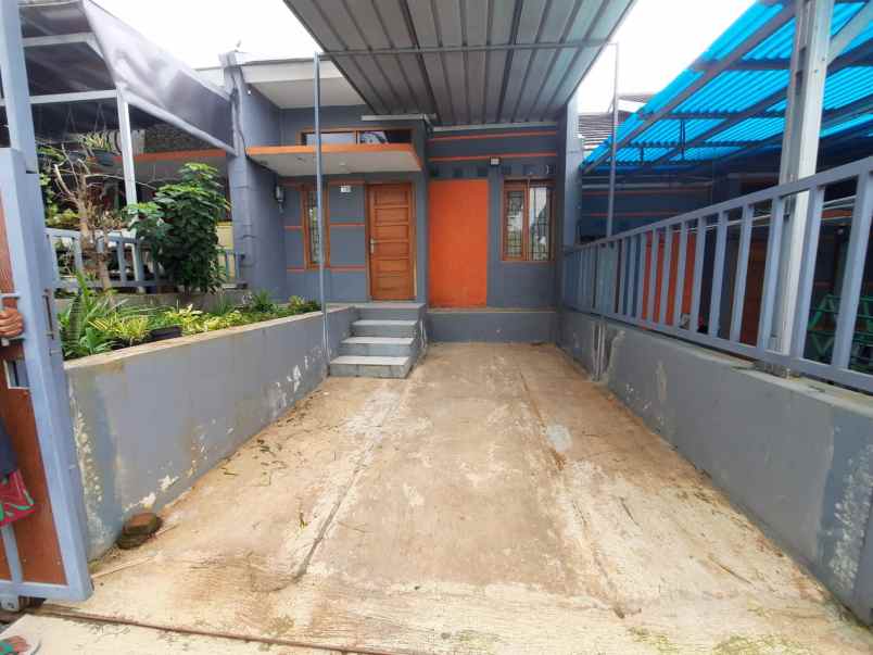 rumah asri dan nyaman
