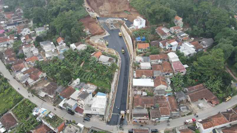 rumah baru 2 lantai santorini yunani di bandung