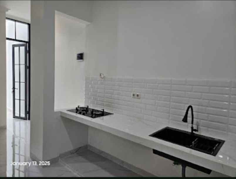 rumah baru american classic di cinere depok