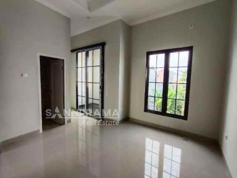 rumah baru bagus desain kekinian dekat gdc depok fry