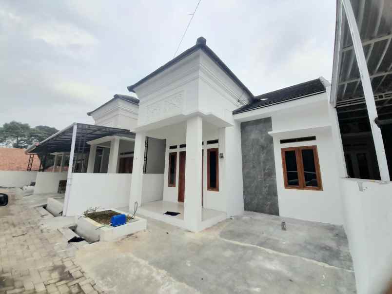 rumah baru siap huni karangsalam dekat unwiku