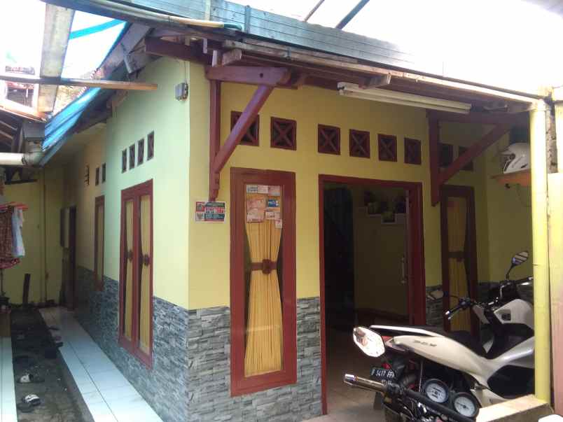 rumah ciganjur jl pasir iii dlm