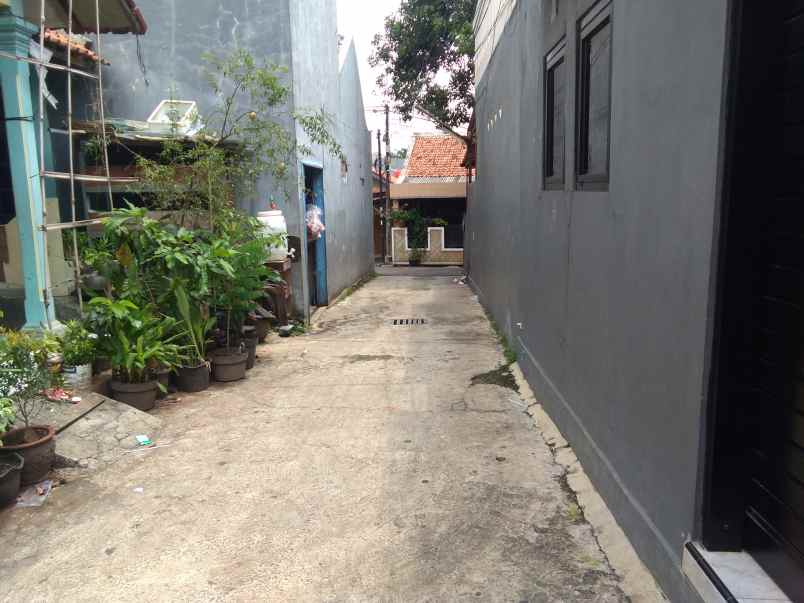 rumah ciganjur jl pasir iii dlm