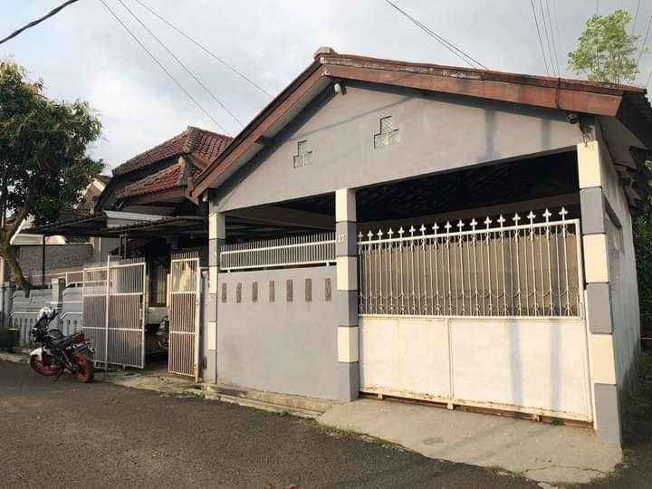 rumah cijaura dekat kiaracondong buah batu bandung