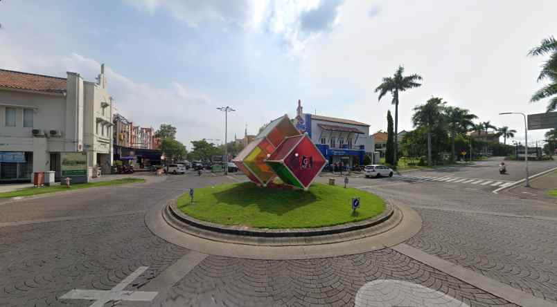 rumah citraland dekat gwalk hadap timur siap hun