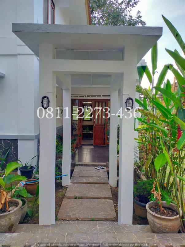 rumah ciwaruga gegerkalong hal luas ling asri nyaman