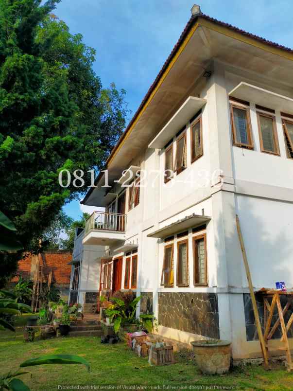 rumah ciwaruga gegerkalong hal luas ling asri nyaman