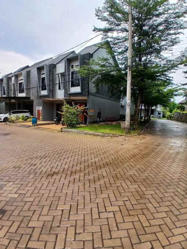 rumah cluster 2 lantai murah hook dipengasinan depok