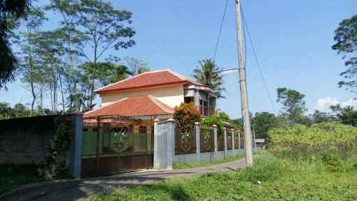 rumah desa citapen cibedug