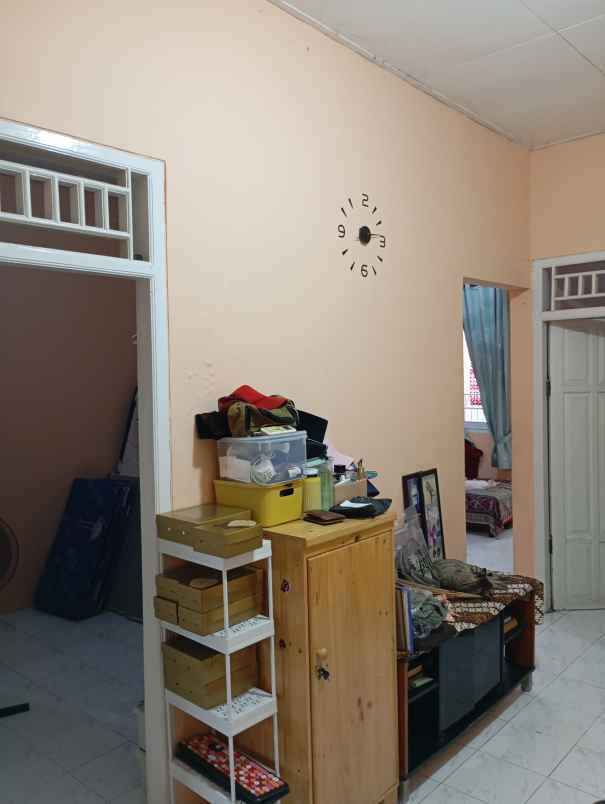 rumah di pejaten barat