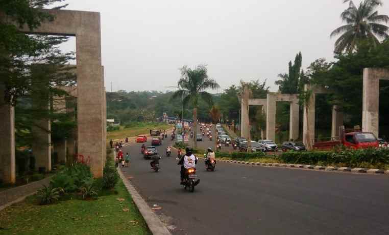 rumah dijual cash dekat alun alun gdc grand depok city