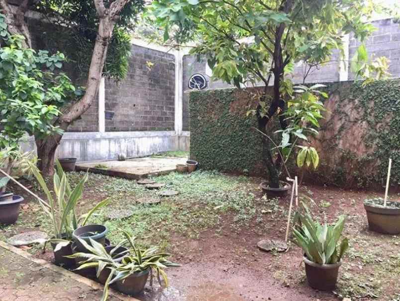 rumah dijual jalan manyar jaya praja