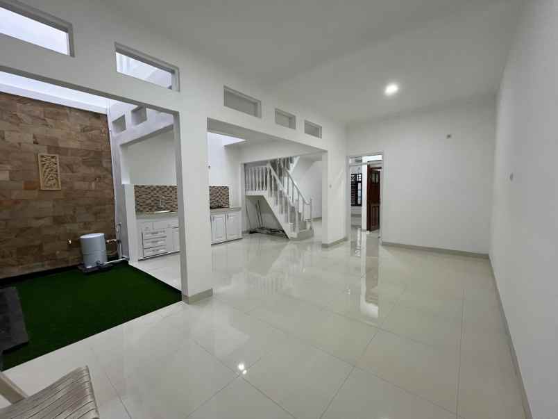rumah dijual murah pondok bambu jakarta timur