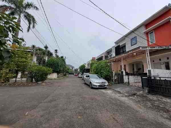 rumah dijual siap huni bintaro tanggerang selatan