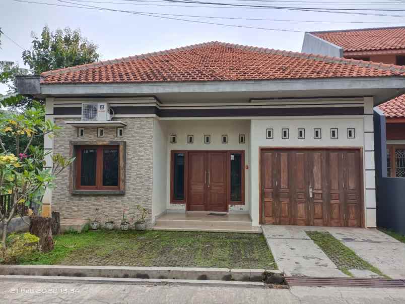 rumah durian banyumanik full furnished siap huni