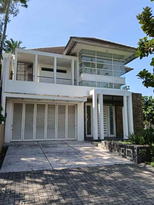 rumah hook 2 lantai siap huni diamond hill citraland