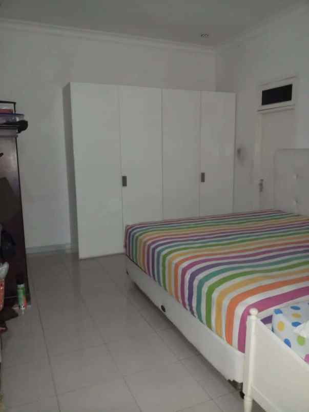 rumah hook 250 meter pondok aren tangsel