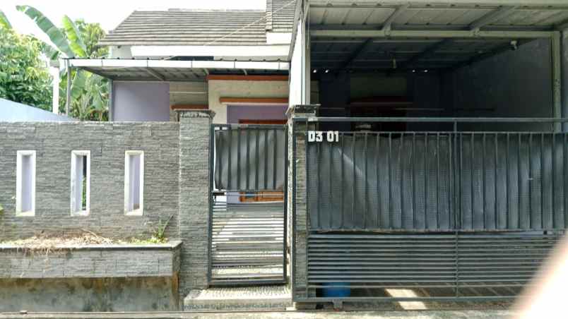 rumah hook di vida bekasi dijual